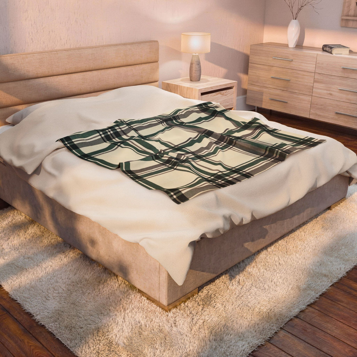 Green Plaid Plush Throw Blanket – Cozy Velveteen Throw, 50 x 60 in