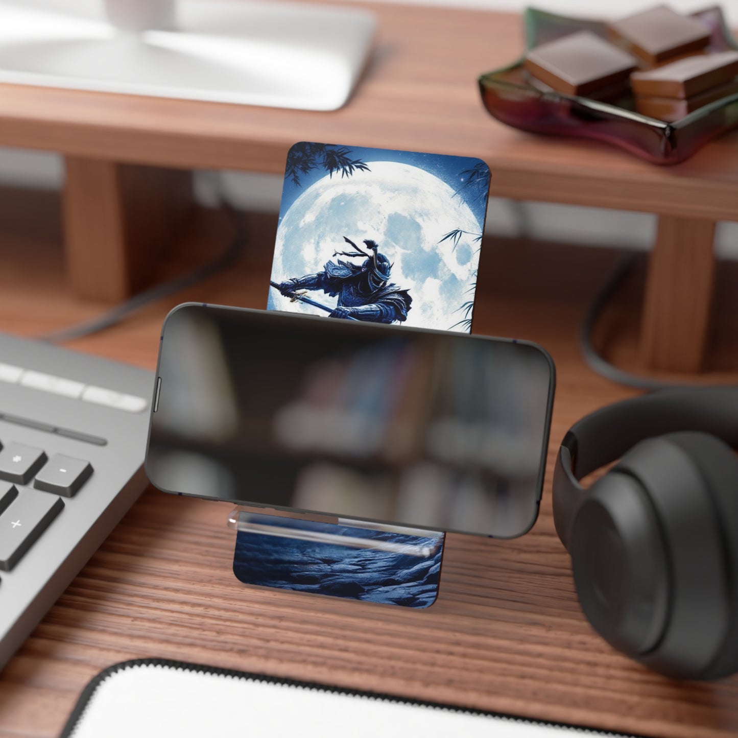 Ninja-Themed Mobile Display Stand for Smartphones | Stylish Desk Decor